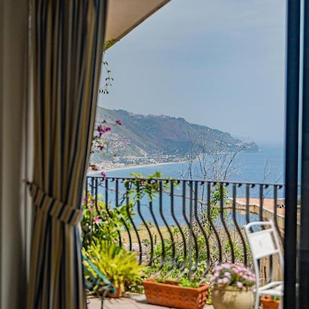 Old Memories House Appartement Taormina Buitenkant foto