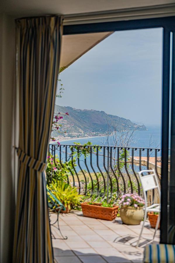 Old Memories House Appartement Taormina Buitenkant foto